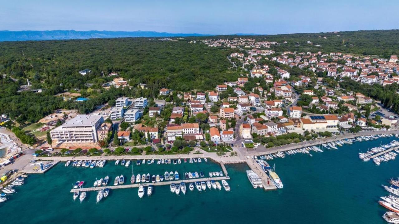 Apartman Kovac Malinska Exterior photo